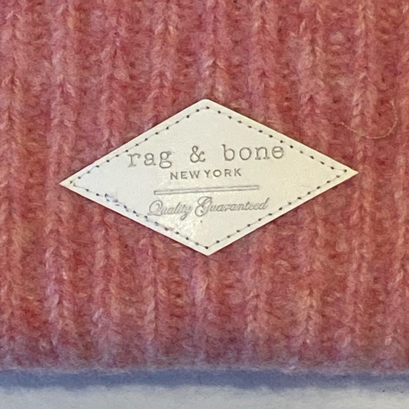 New Rag & Bone Superfine Merino Wool Pink Beanie Hat with Pom - Picture 9 of 15